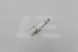 NGK Свеча зажигания BKR7EIX Iridium 2667