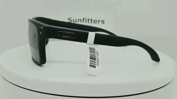 Oakley Holbrook sunglasses - shopsunfitters.com