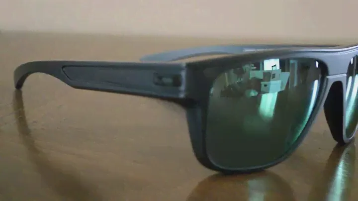 Oakley Breadbox OO9199-06 Matte Black with Jade Iridium Lens Product Video (Kolour Co.)