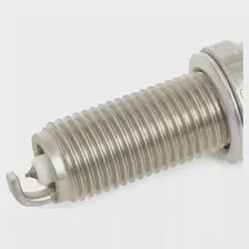 Свеча зажигания иридиевая iridium pro HELLA 14H0XJW IFJ8RC- 11P 8EH188706311 35573